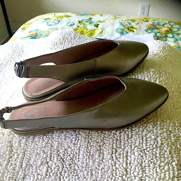 Spring into your sling backs🌹 - Picture 2 of 3